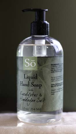 Natural Hand Soap with Eucalyptus and Himalayan Salt Natural Hand Soap with Eucalyptus and Himalayan Salt