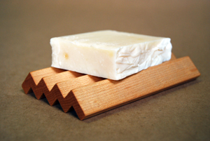 Natural Handmade FSC Grooved Wooden Soap Dishes Natural Handmade FSC Grooved Wooden Soap Dishes